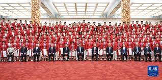 维金斯签约勇士8600万美元，与热火翻脸后决定离队，库里表示欢迎回归.