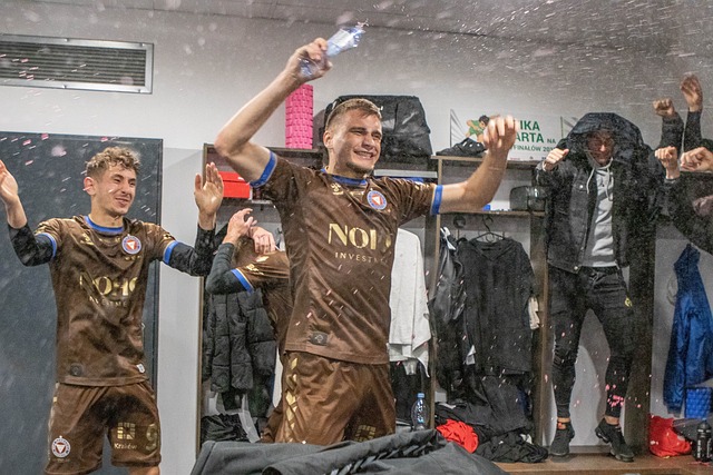 但依然展现 但依然展现